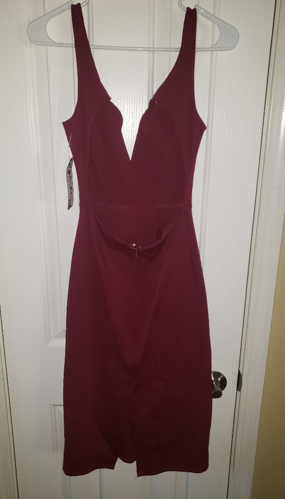 Burgandy vneck dress small